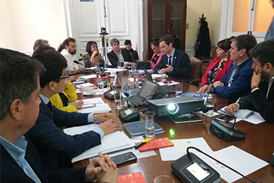 当“无纸化”成为全球政务会议新基建